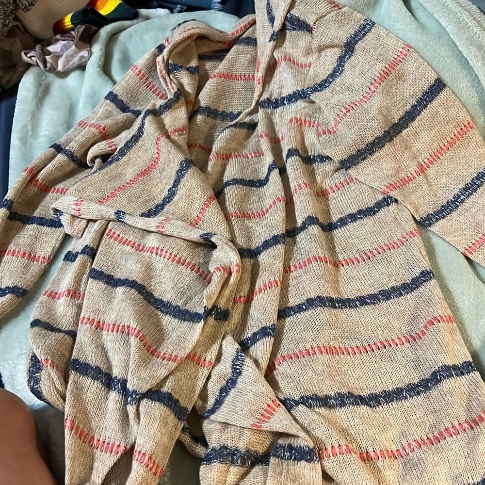 Hooded sweater